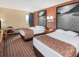 Super 8 by Wyndham Charleston Sikeston East MO 4