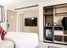 Golden Tulip Lucknow 4