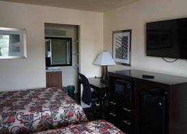 Village Motor Inn 3