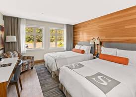 Sproat Lake Landing Resort 4
