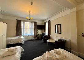 Deincourt Hotel 2