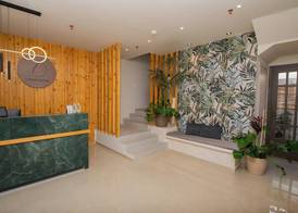 Lunar Hotel Modern Boutique 5