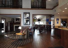 Comfort Inn Warrensburg Station 2