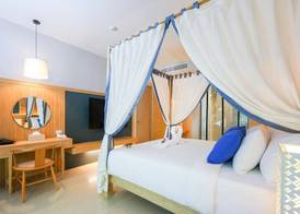 CRAFT Resort & Villas, Phuket Town - scheduled shuttle to Phuket Old Town 5