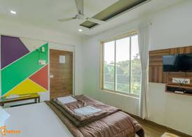 White House Beach Resort, Nagaon 3