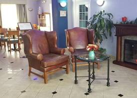 HomeBridge Inn and Suites 3