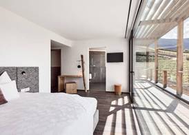 byHaller Suites & AO Restaurant 2