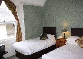 Woodhill House 4