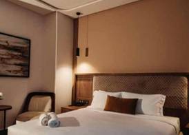 City Hotel by Waves 5