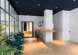 Feelathome Waldorf Suites Apartments 2