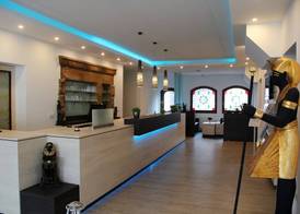 Hotel Wali 5