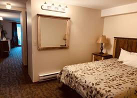 Three Valley Lake Chateau 4
