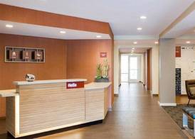 TownePlace Suites by Marriott Kingsville 2