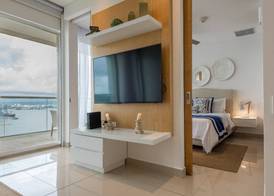 Classy 1 Bedroom Pool & Gym near Downtown 5
