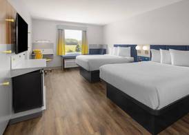 Microtel Inn & Suites by Wyndham Rehoboth Beach 5