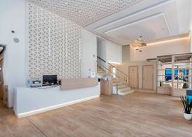 Triton Boutique Hotel 5