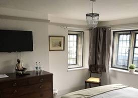 Bankes Arms Hotel 4