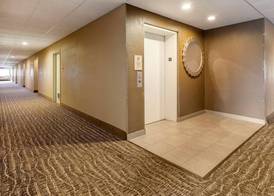 MainStay Suites Dubuque at Hwy 20 2