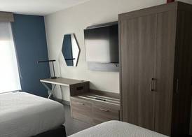 Holiday Inn Express & Suites WILSON I-95 by IHG 5