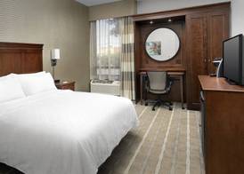 Holiday Inn Express BOSTON NORTH-WOBURN by IHG 2
