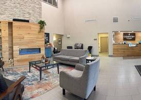 Country Inn & Suites by Radisson, Harrisburg West Mechanicsburg 3