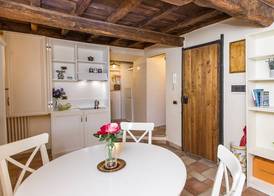 Rental in Rome Falegnami 2