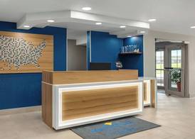 Microtel Inn & Suites by Wyndham Culpeper 2