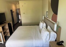 Spark by Hilton Opelousas 3