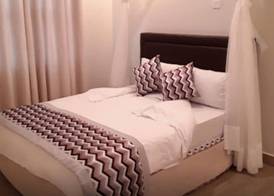 Fort Hotel 3