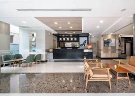 Adelphi Suites Bangkok 4