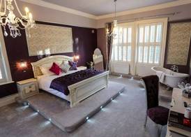 Derby Manor 4