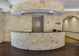 Comfort Suites Benbrook - Fort Worth Southwest 4