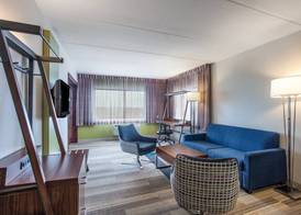 Holiday Inn Express HAUPPAUGE-LONG ISLAND by IHG 5