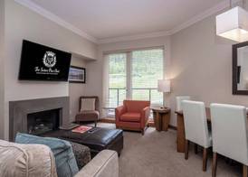 Sutton Place Hotel Revelstoke Mountain Resort 3