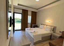 Life Point Hotel 2