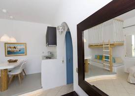 Valena Mare Suites & Apartments 3