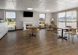 Days Inn by Wyndham Cambridge 3