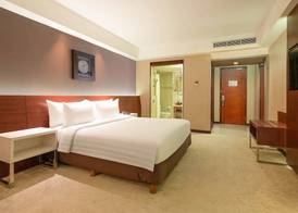 The Alana Yogyakarta Hotel and Convention Center 3