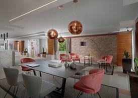 Blazer Suites Hotel 4