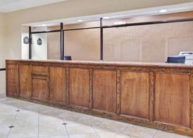 Super 8 by Wyndham IAH West/Greenspoint 3