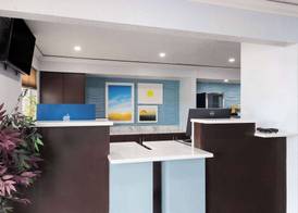 Days Inn by Wyndham Miami 2