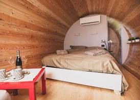 Rifugio diVino Dormire in una botte - Wine Barrel stay near Rome 5