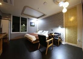 Legend Motel 5