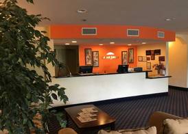 Howard Johnson by Wyndham Houma 4