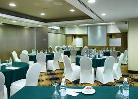 Pacific Regency Hotel Suites 5