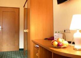 Landhotel Dresden 4