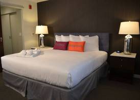 Hotel Lucent 5