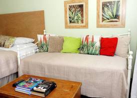 Oliveroom Self Catering and B&B 4