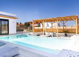 Sardines Luxury Villas 5