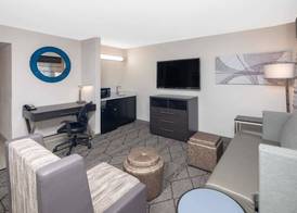 Wingate by Wyndham Greenville Airport 3